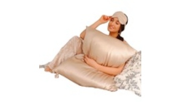Silk Pillowcase & Sleep Eye Mask Set with Silk Bag1