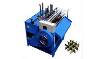 Corrugated cardboard partition slotter carton box making machine1