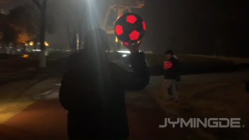 Luminous glow in the dark two high bright LED lights rubber LED custom rubber soccer ball1