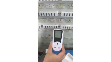Practical operation UK Plug Electricity Usage Monitors Energy Power Consumption Wattmeter Plug-in Socket Voltage Current Billing Metering Socket