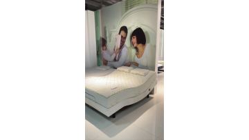 sample room 9