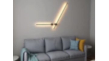 Black aluminum linear wall light