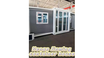 A large number of samples of Henan Jinming’s expandable container houses are displayed
