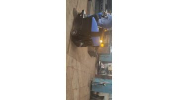 DJ1100DJ1100 Indoor workshop concrete floor dust cleaning