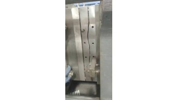Teethbrush mould testing 