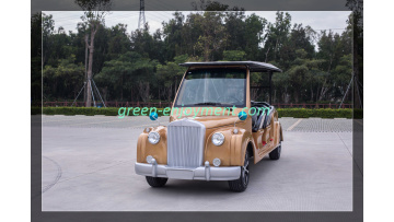 Jack is explaining the structure and principle of the electric sightseeing car to the customers in the production workshop