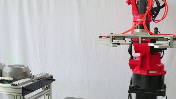 Multi‑language‑supported welding‑machine operation‑panel adapting to overseas‑operator‑usage‑habits