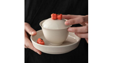 Handmade Persimmon Tea Set with Gaiwan and Chrysanthemum Design1