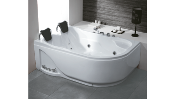 Jacuzzi Hydromassage Bathtub