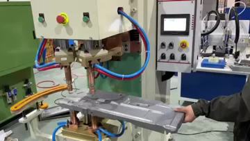 3 studs welder for air conditioner base plate