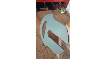 Large metal adjustment block