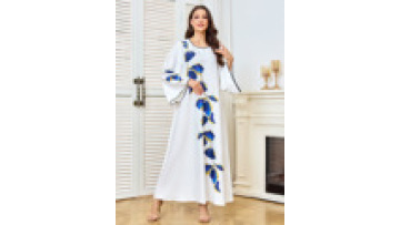 New Elegant Middle Eastern Women's Eid Jellabiya Dubai Floral Abaya Robe Arabic Islamic Ramadan Evening Dress with Delicate Trim1