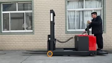 electric fork stacker