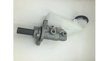 Brake master cylinder for Isuzu D-max 