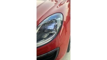 2017 porsche macan headlights