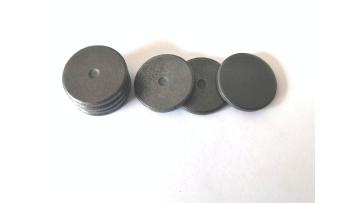 Isotropic ferrite magnets