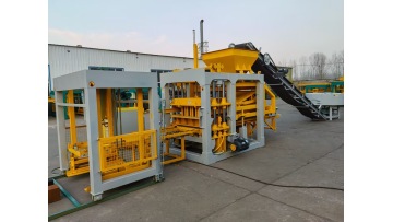 QT4-15 fully automatic brick making machine