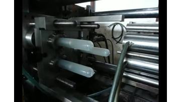 3cavity 5gallon preform injection.mp4
