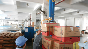 Handling for carton  Vacuum tube lifter 