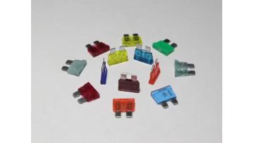 China Auto Fuse high quality 1A to30A micro2 auto fuse low profile vehicle auto blade fuse car fuse1