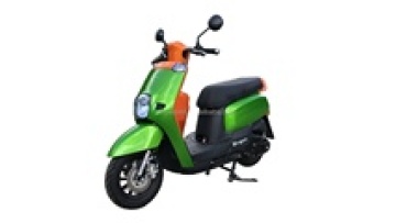 The supplier recommends the best means of transportation travel electric petrol scooters1