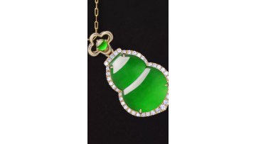 Exquisite New Fashion Natural Jadeite Jade 18K White Gold Imperial Green Icy Jadeite Jewelry Sets1