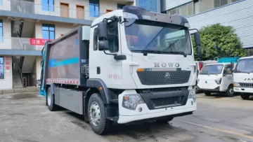 High Quality Sinotruk HOWO 4X2 15cbm Electric Compression Refuse Truck1