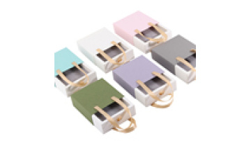 Custom logo cardboard jewelry gift bag  sliding drawer carton  for ring  box packaging Plastic Jewelry Boxes Paper Case1