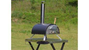 Outdoor BBQ pizza oven
