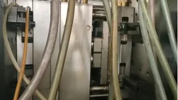 Servo Automatic Water Oil Bottle Pet Preform Injection Molding Making Machine Price1
