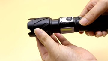New XHP160+COB red and white light strong light flashlight Type-c rechargeable zoom XHP99 warm light flashlight1