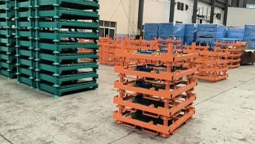 colorful steel pallet