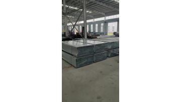 Assembled enclosure for construction site fence