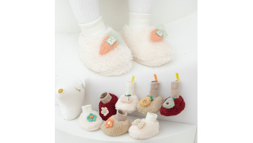 Baby plush warm shoes