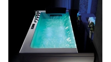 Freestanding Whirlpool Tub With Heater