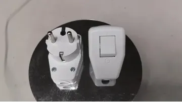 Elendax Power Plug 10- 16A with Switch White for French1
