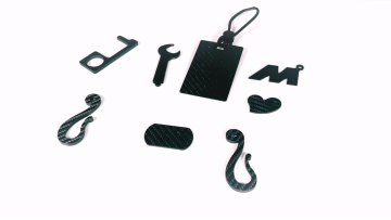 Factory manufacture high quality luxury custom keychain carbon fiber cutting parts1