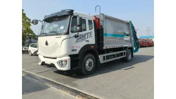 High Quality HOWO Sinotruk 4X2 15cbm Compacted Refuse Truck1
