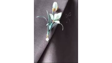Mulberry silk non-legacy velvet brooch