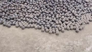 Wear-resistant steel balls for metal products