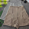 She'sModa 2020 New Woolen Blends Plaid New Autumn Winter Women's Shorts Plus Size