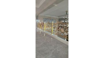 Golden indoor guardrail for decorate