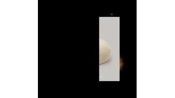 A beige beret