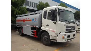 New Arrival Dongfeng 4X2 12.3cbm Petroleum Road Tanker Truck1