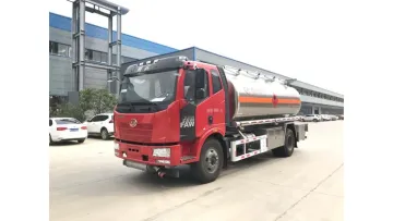 New Arrival FAW Jiefang 4X2 14.1cbm Petroleum Tanker Truck1