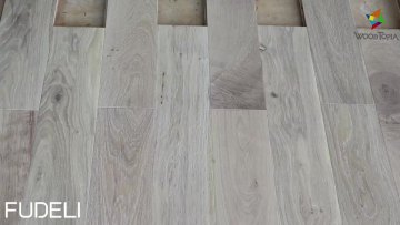 Light oak wood nature color plank flooring parkett boden flooring 3mm 4mm top layer1