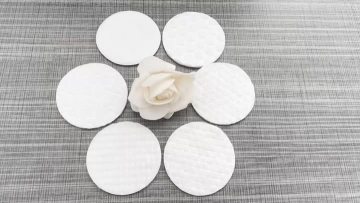 Round cotton pads