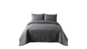 Embroidery Polyester Microfiber Quilt Bedspread1