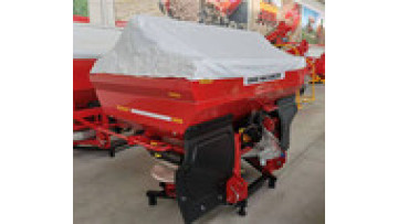 Tractor Fertilizer Spreading Machines and Manure Spreaders for Pasture Farms1