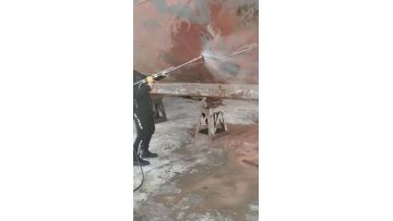 High pressure water jet for rust removal